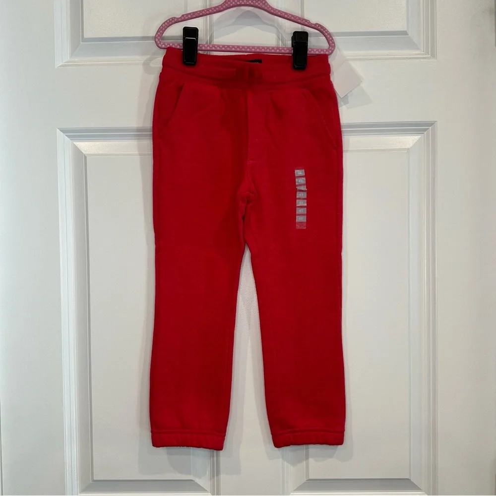 Oshkosh‎ Boys Joggers Size 4T NWT